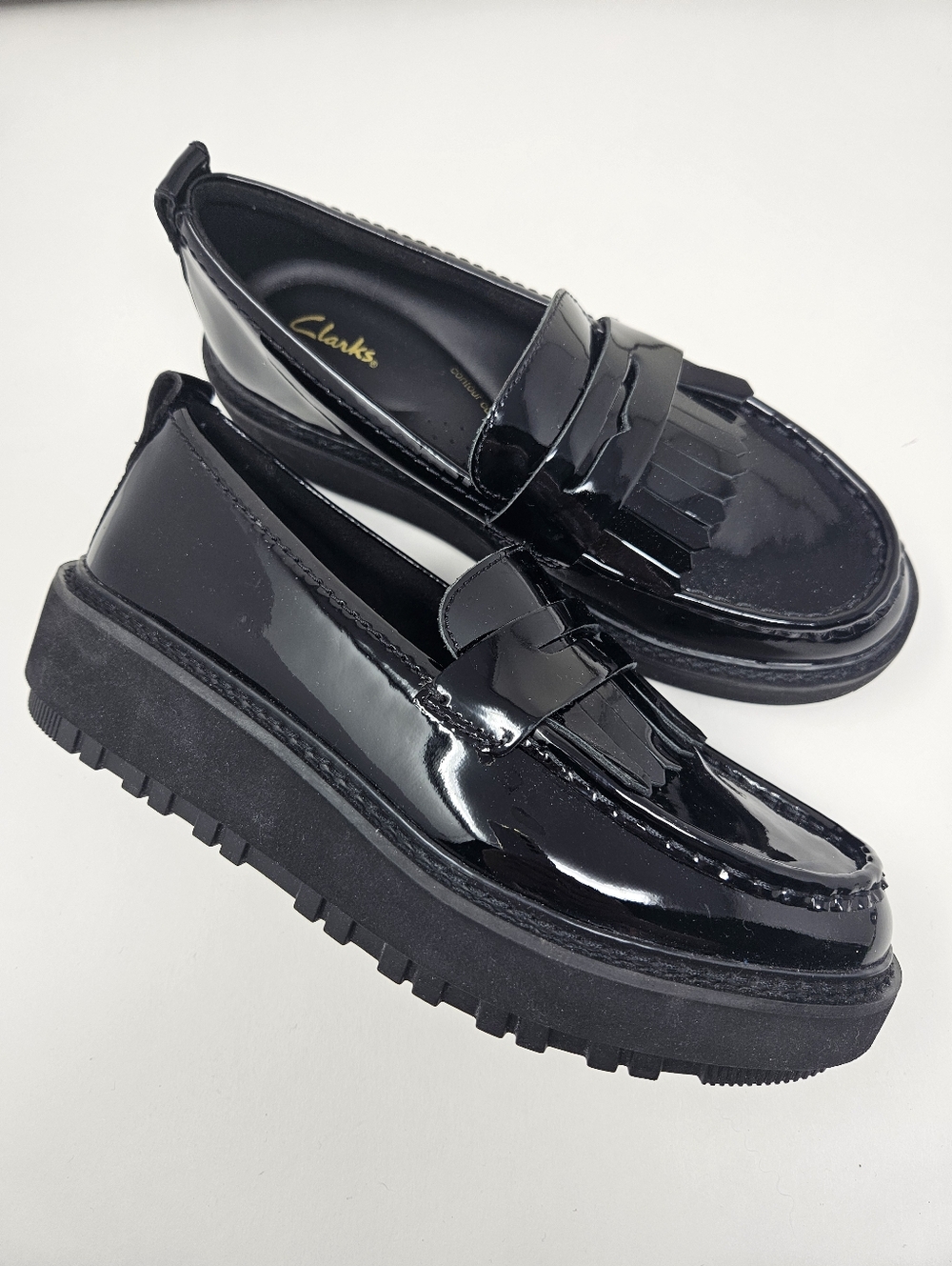 Clarks Orianna Women’s Black Patent Leather Platform Penny Loafers 7M